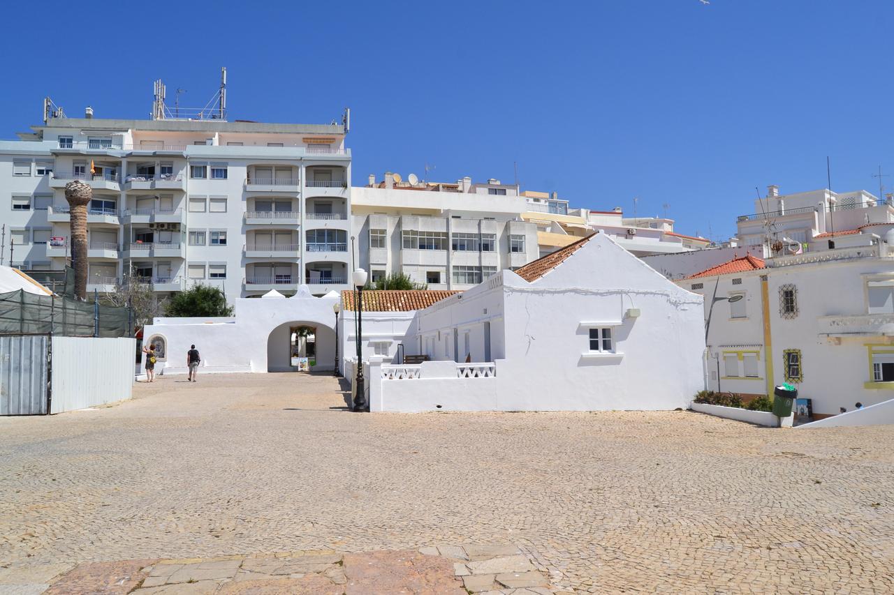 Apartamento Pe Na Areia, Armacao De Pera Ngoại thất bức ảnh